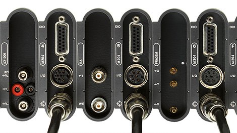 Detail-Autlab-Multi-204-connectors.jpg