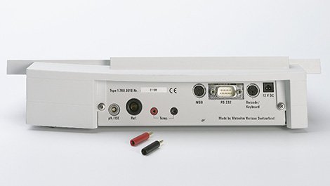 Rear-view-780-pH-Meter.jpg